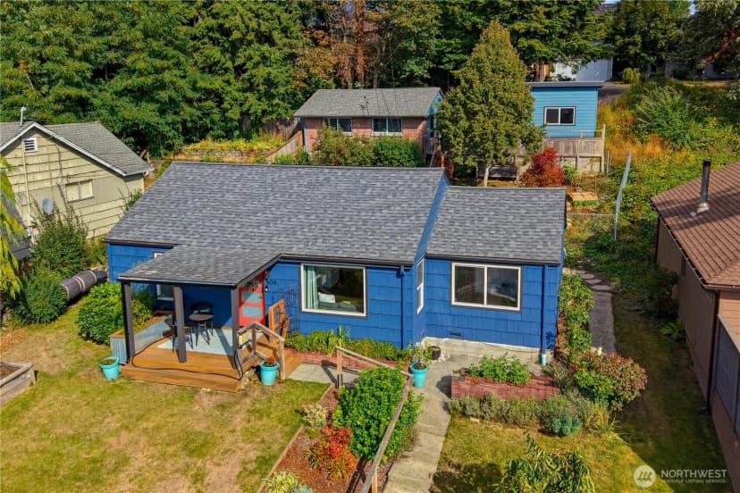 Property photo for 504 Windsor Park Ne, Renton