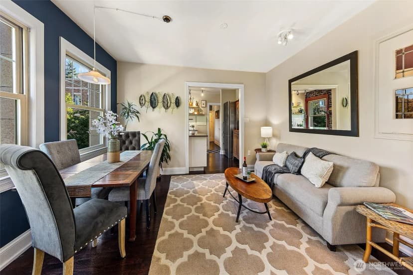 Property photo for 5810 Cowen Place Ne #310, Seattle photo 10