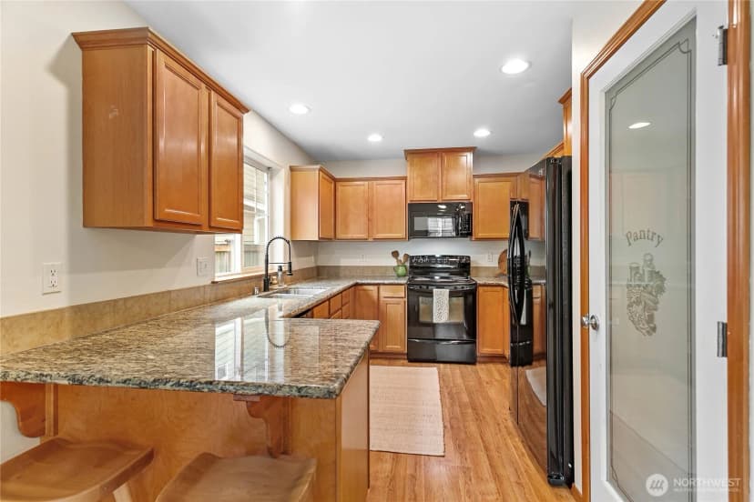 Property photo for 9926 2nd Place Ne, Lake Stevens photo 18