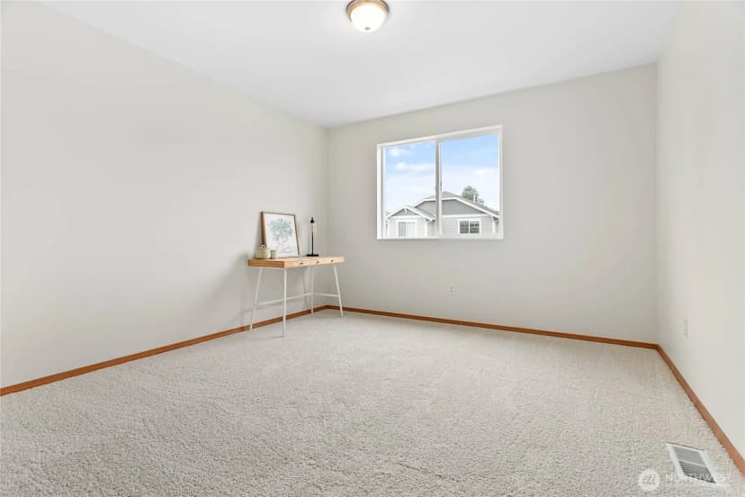 Property photo for 9926 2nd Place Ne, Lake Stevens photo 31