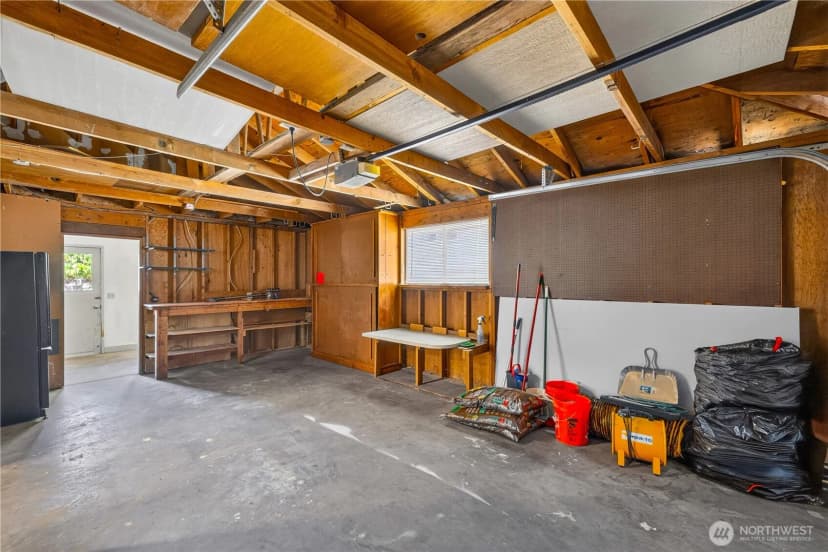 Property photo for 1550 Ne 8th Avenue, Oak Harbor photo 36