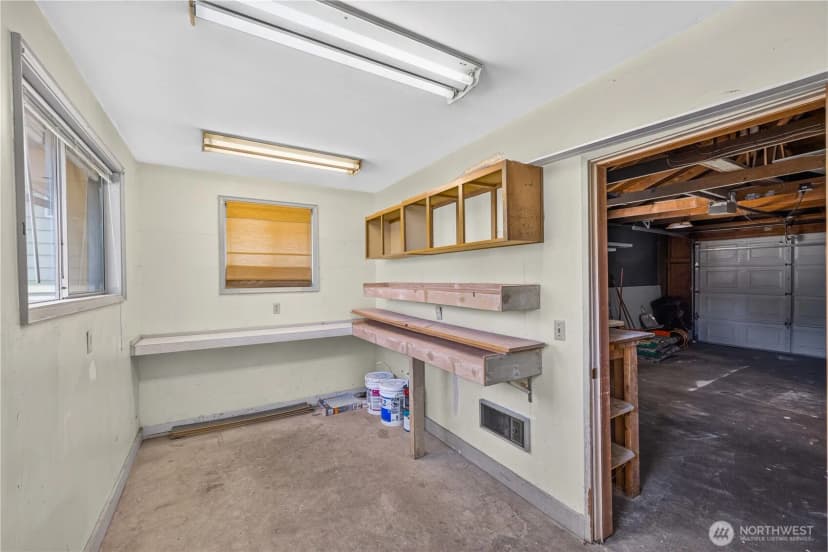 Property photo for 1550 Ne 8th Avenue, Oak Harbor photo 37