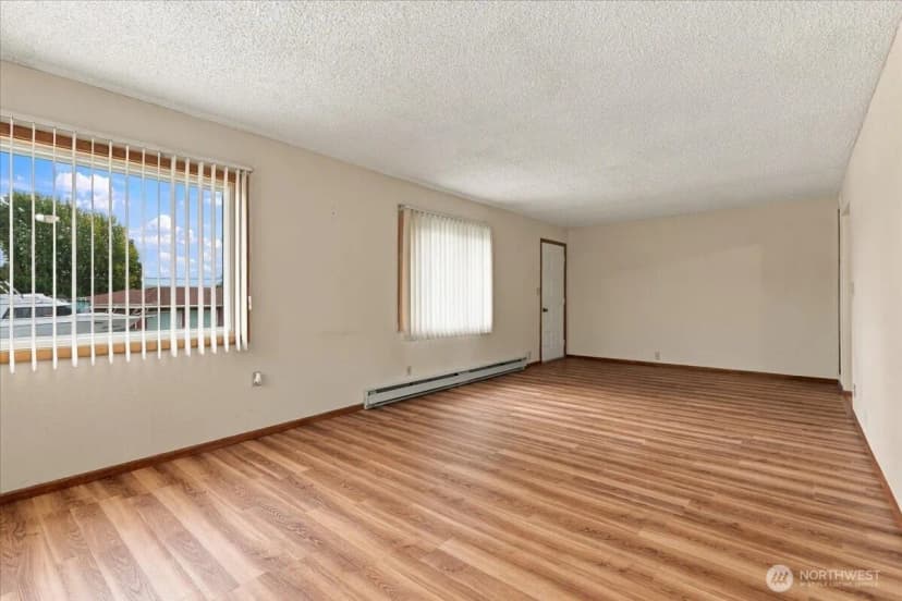 Property photo for 103 Electric Boulevard, Electric City photo 3
