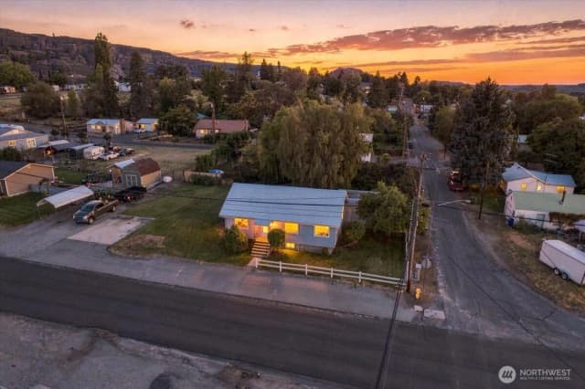 Property photo for 103 Electric Boulevard, Electric City