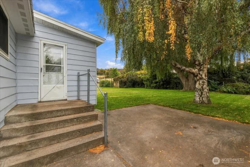 Property photo for 103 Electric Boulevard, Electric City photo 36