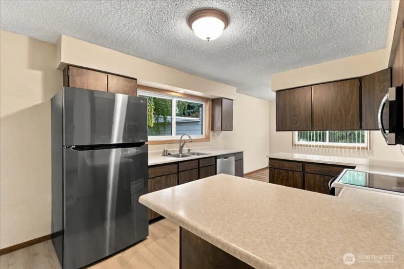 Property photo for 103 Electric Boulevard, Electric City photo 8