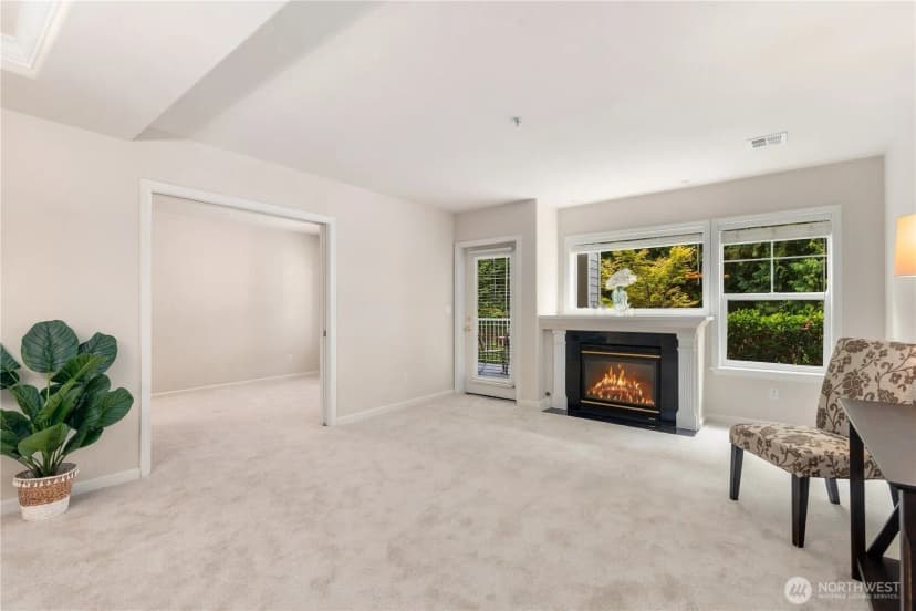 Property photo for 4535 Providence Point Place Se #102, Issaquah photo 11