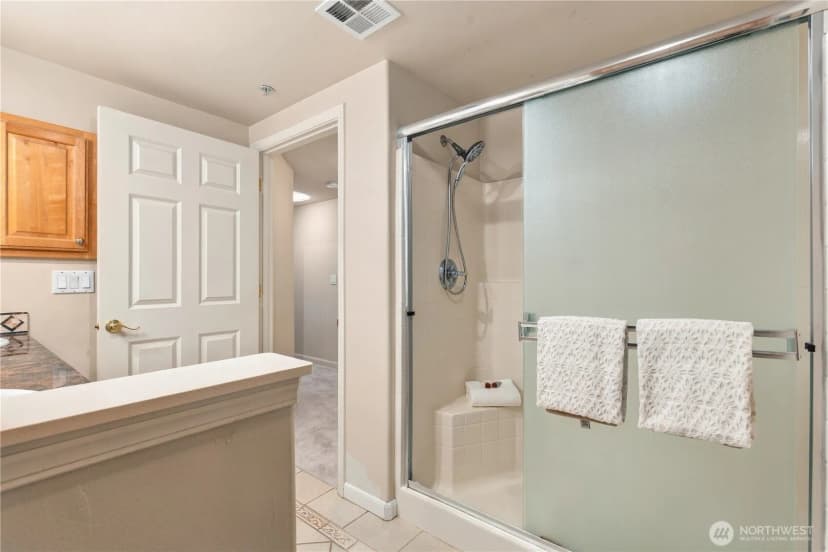 Property photo for 4535 Providence Point Place Se #102, Issaquah photo 29