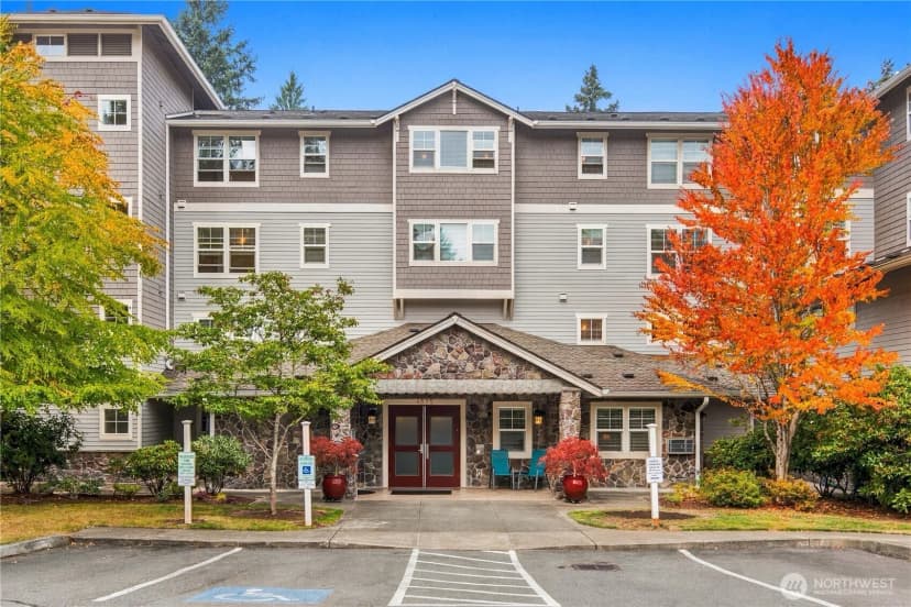 Property photo for 4535 Providence Point Place Se #102, Issaquah photo 2