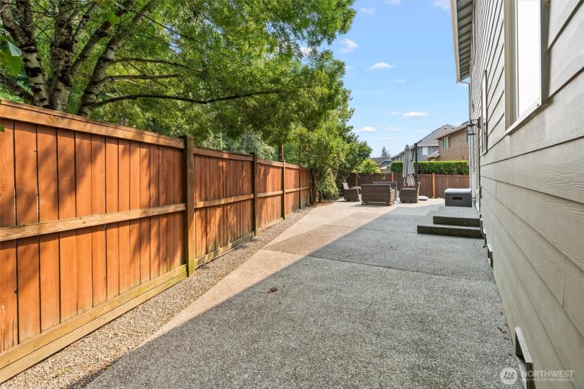 Property photo for 21927 44th Drive Se, Bothell photo 37