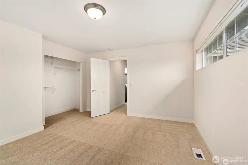 Property photo for 21927 44th Drive Se, Bothell photo 30