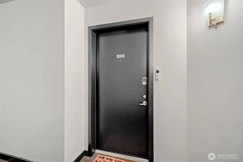 Property photo for 701 Galer Street #608, Seattle photo 35