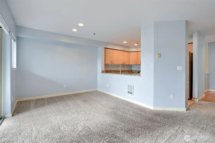 Property photo for 701 Galer Street #608, Seattle photo 13