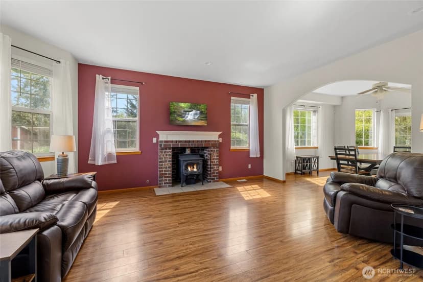 Property photo for 7037 Yukon Way, Ferndale photo 6
