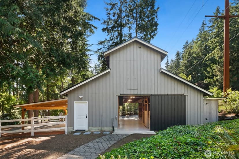Property photo for 13605 Ne 48th Place, Bellevue photo 23