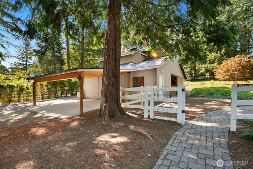 Property photo for 13605 Ne 48th Place, Bellevue photo 24