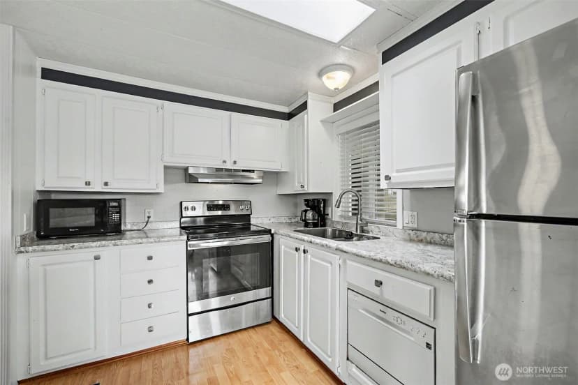Property photo for 11436 Se 208th Street #131, Kent photo 11