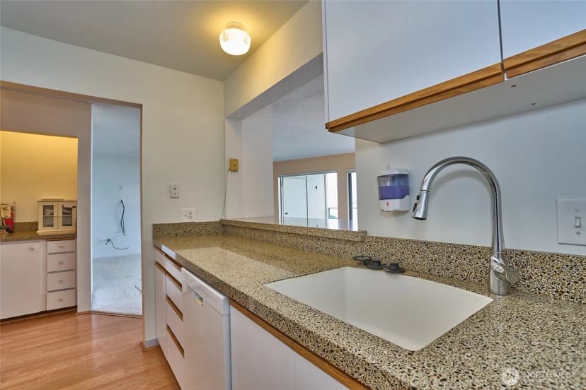 Property photo for 1301 Harbor Ave Sw ##308, Seattle photo 13