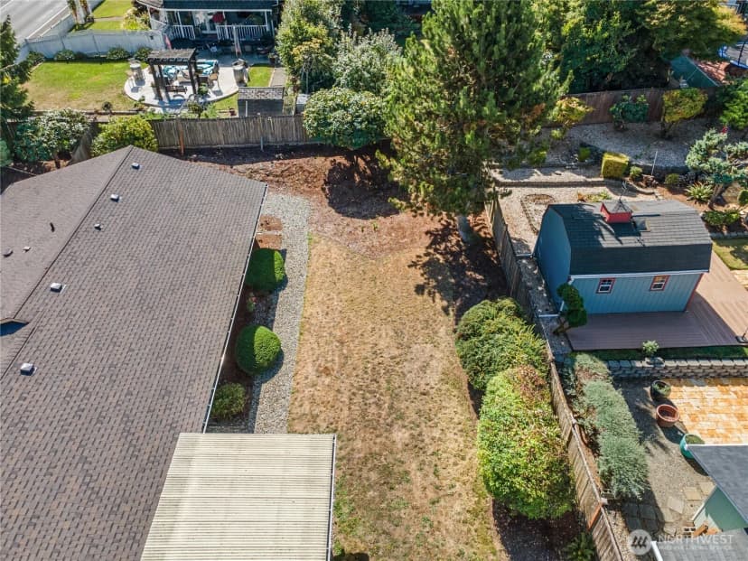 Property photo for 2104 Se 7th Street, Puyallup photo 23