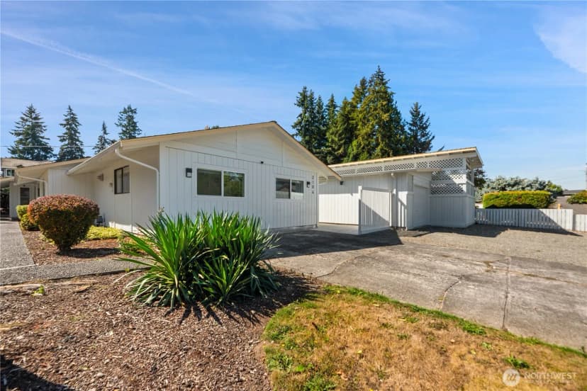 Property photo for 2104 Se 7th Street, Puyallup photo 27