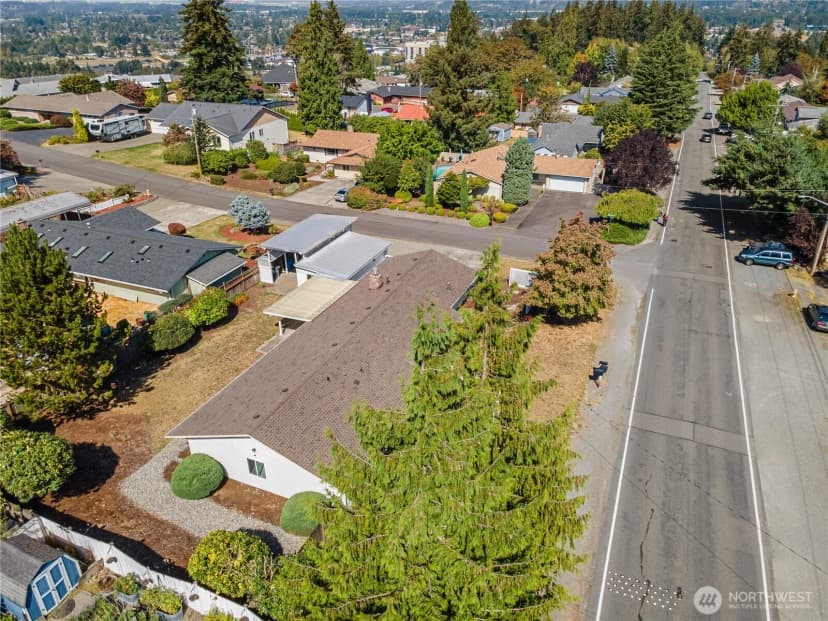 Property photo for 2104 Se 7th Street, Puyallup photo 21