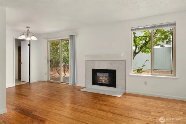 Property photo for 105 S 340th Street #a, Federal Way photo 2