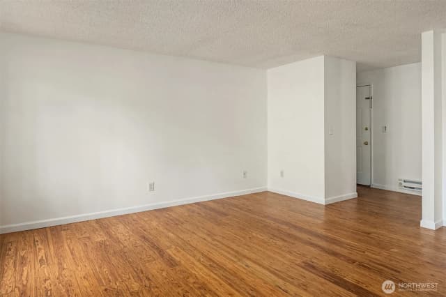 Property photo for 105 S 340th Street #a, Federal Way photo 4