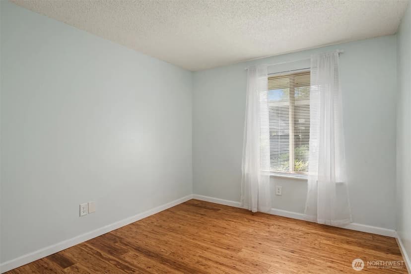 Property photo for 105 S 340th Street #a, Federal Way photo 12