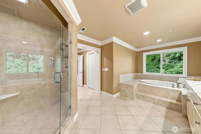 Property photo for 14411 3rd Drive Se, Mill Creek photo 21