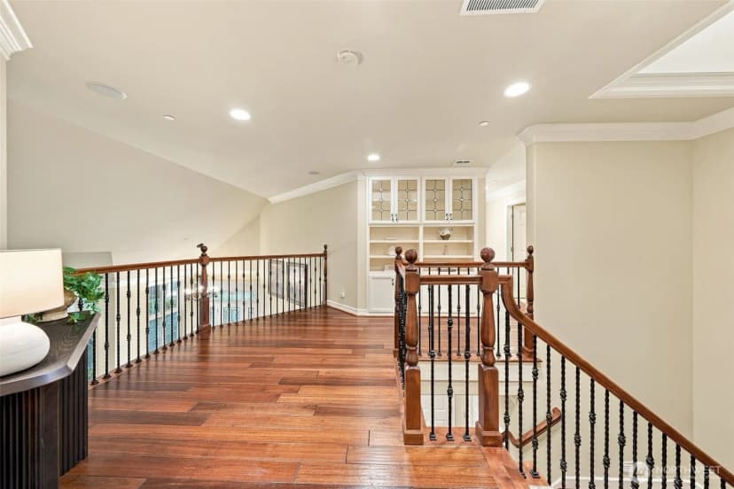 Property photo for 14411 3rd Drive Se, Mill Creek photo 17