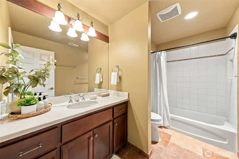 Property photo for 14411 3rd Drive Se, Mill Creek photo 31
