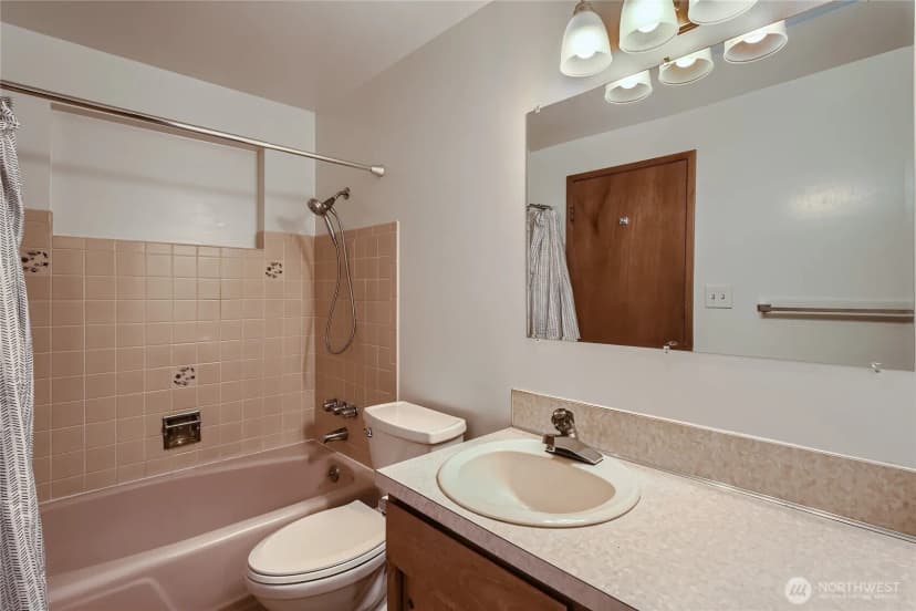 Property photo for 3612 Strattford Court, Kent photo 8