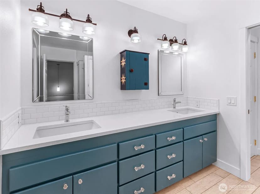 Property photo for 8120 Kitamat Way, Blaine photo 11