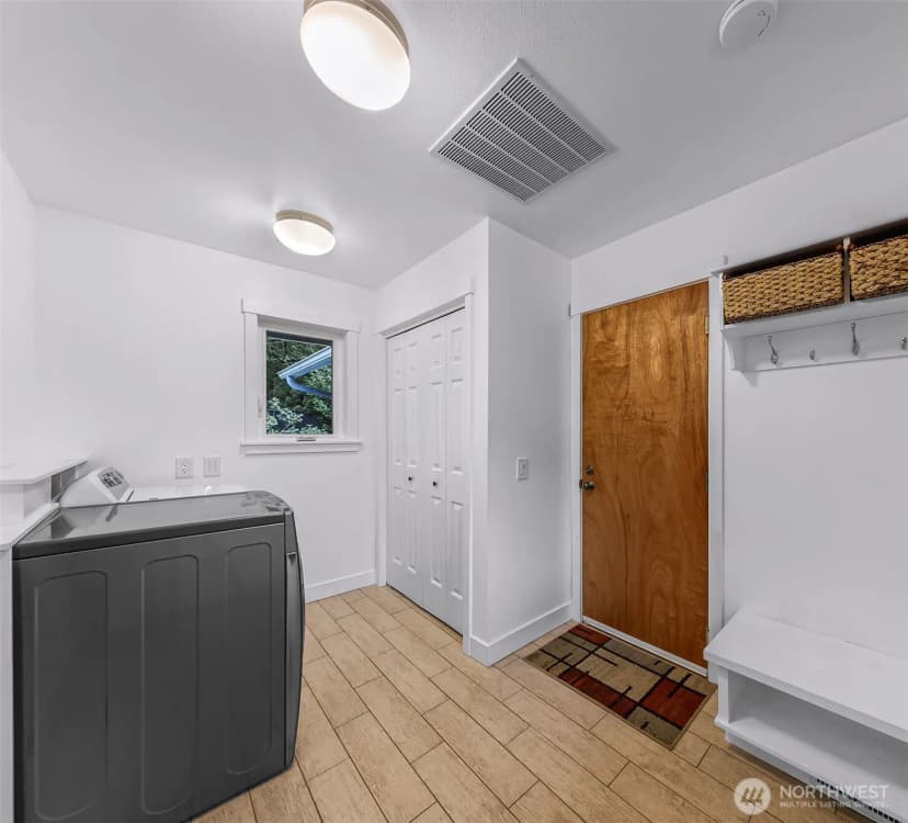 Property photo for 8120 Kitamat Way, Blaine photo 17