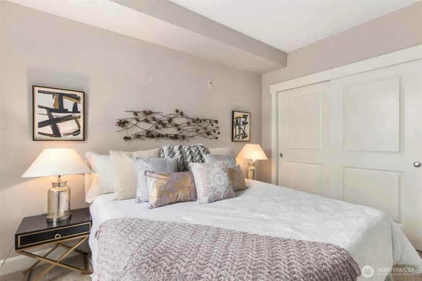 Property photo for 1880 25th Avenue Ne #312, Issaquah photo 13