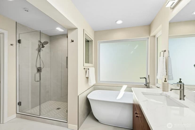 Property photo for 1072 205th Avenue Ne, Sammamish photo 26