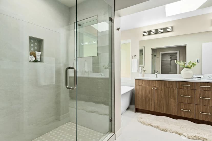 Property photo for 1072 205th Avenue Ne, Sammamish photo 27