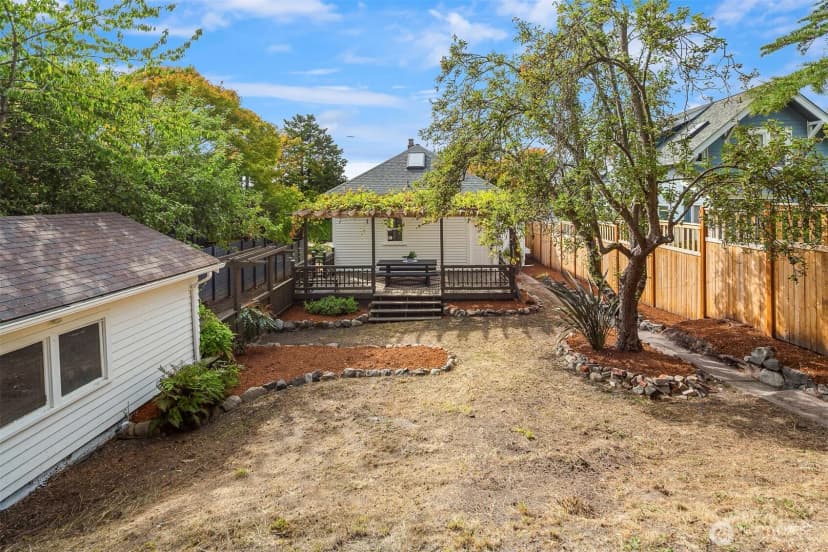 Property photo for 4426 Baker Avenue Nw, Seattle photo 35