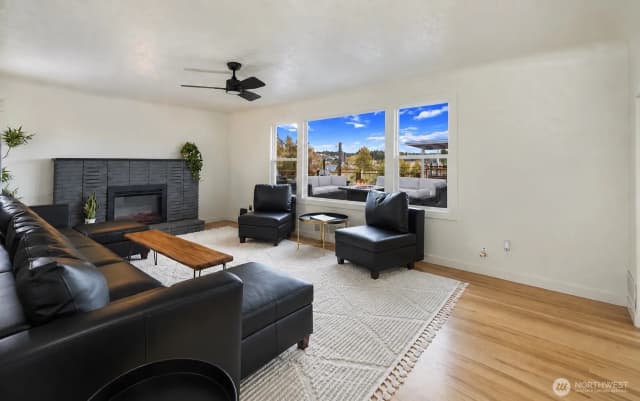 Property photo for 2514 N Lafayette Avenue, Bremerton photo 3
