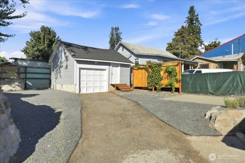 Property photo for 540 S Chelan Avenue, Wenatchee photo 6
