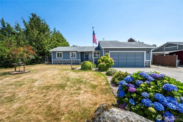 Property photo for 412 Eighth Street, Blaine photo 2