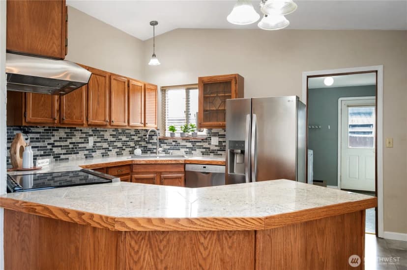 Property photo for 412 Eighth Street, Blaine photo 10