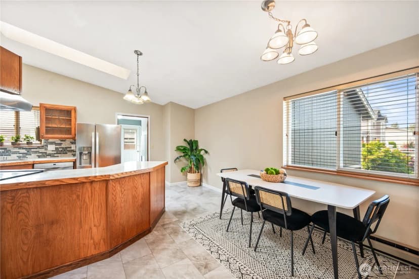 Property photo for 412 Eighth Street, Blaine photo 9