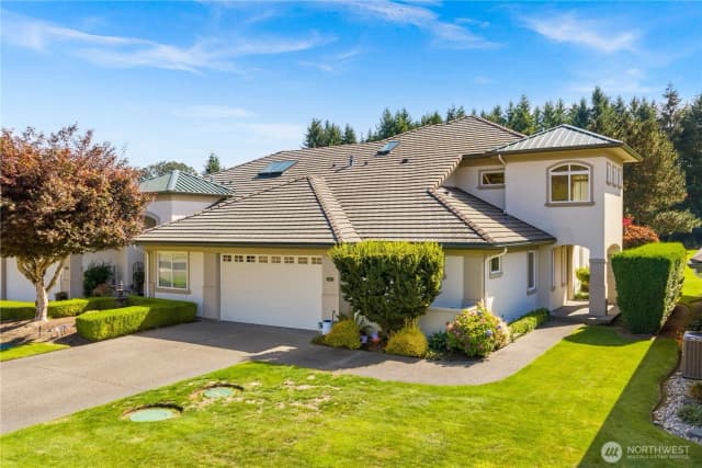 Property photo for 3709 Prestwick Lane Se, Olympia photo 2