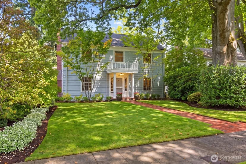 Property photo for 621 34th Avenue E, Seattle