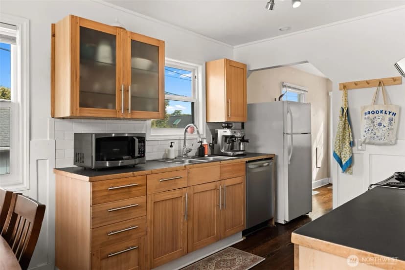 Property photo for 2713 N Stevens Street, Tacoma photo 13