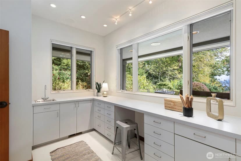 Property photo for 11044 Ne Boulder Place, Bainbridge Island photo 31
