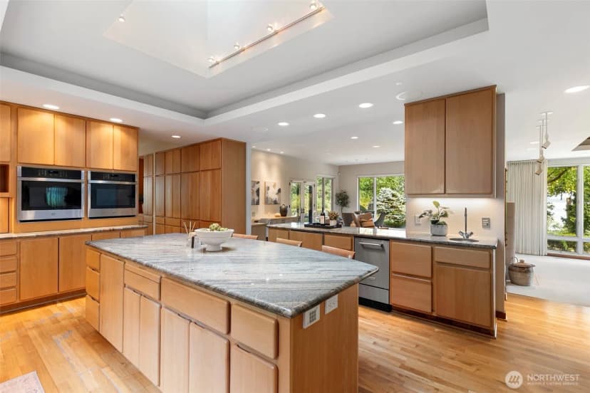 Property photo for 11044 Ne Boulder Place, Bainbridge Island photo 7