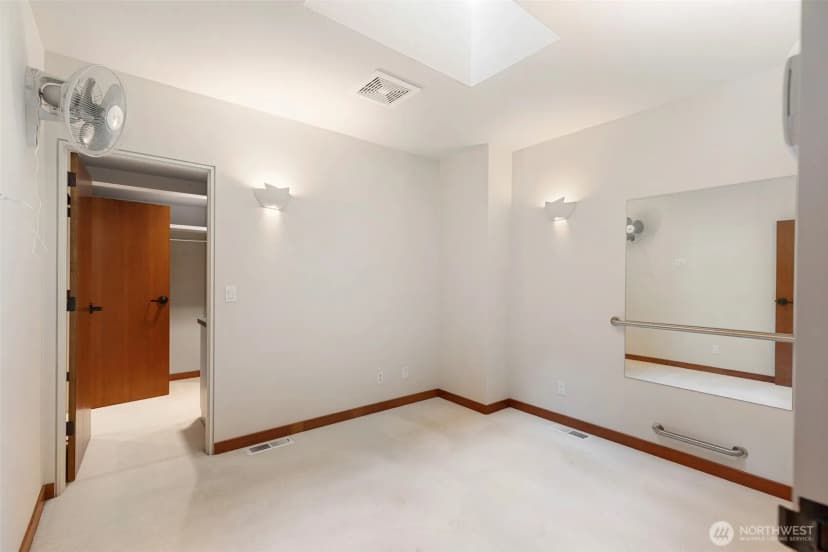 Property photo for 11044 Ne Boulder Place, Bainbridge Island photo 23