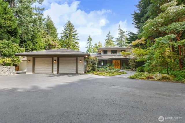 Property photo for 11044 Ne Boulder Place, Bainbridge Island photo 2
